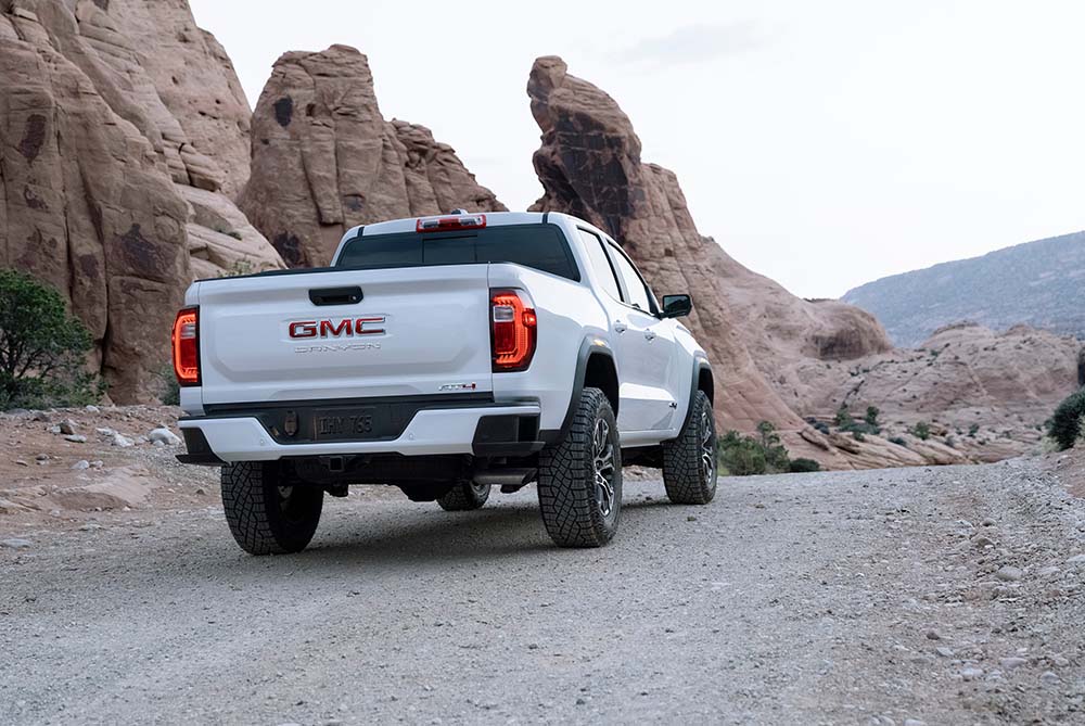 Select GMC Canyon AT4 GMC Canyon AT4